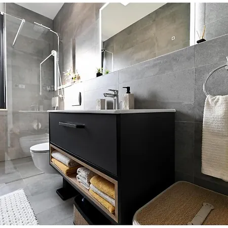 Amazing In With Sauna *