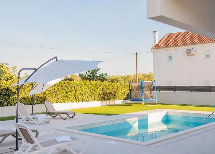 Cozy Home In Vrsi With Wi-Fi