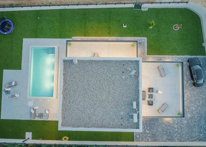 Cozy Home In Vrsi With Wi-Fi Дом отдыха *